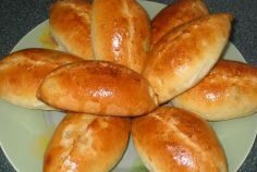 ПИРОЖОК С ЯГОДОЙ БРУСНИКОЙ. 50 гр.